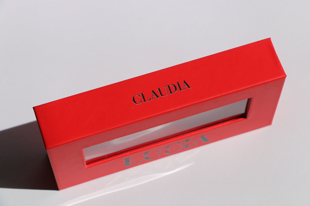 CLAUDIA